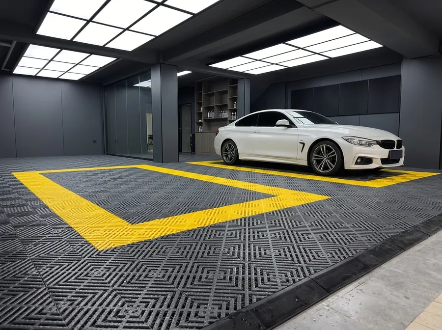32 mm Reinforced Grating Tile view 3