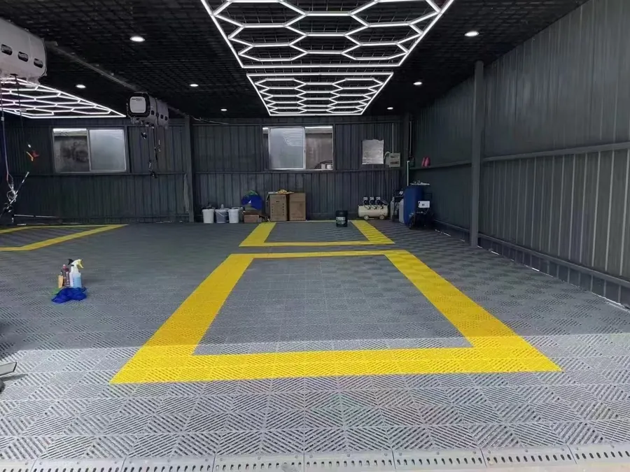 Garage and Detailing Lights